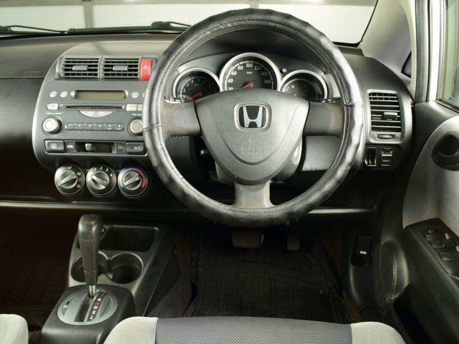 Honda Fit I Кемерово  - изображение 9