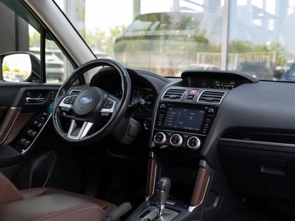 Subaru Forester IV Рестайлинг с пробегом 2016 года, цена 2 050 000 рублей, 105436 км, внедорожник, Автокод Объявления