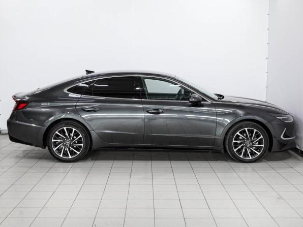 Hyundai Sonata VIII (DN8) с пробегом 2020 года, цена 2 599 000 рублей, 117696 км, седан, Автокод Объявления