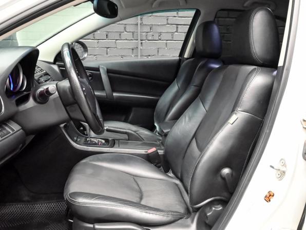 Mazda 6 II (GH) Рестайлинг с пробегом 2010 года, цена 950 000 рублей, 261252 км, седан, Автокод Объявления