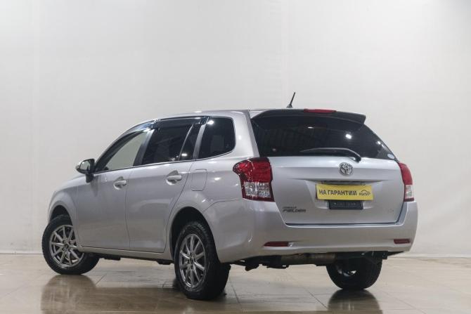 Toyota Corolla XI (E160 E170 E180) с пробегом 2013 года, цена 1 269 000 рублей, 75000 км, универсал, Автокод Объявления