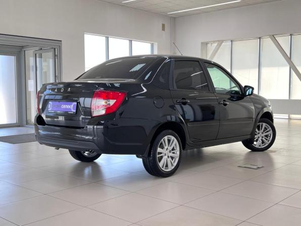 Lada (ВАЗ) Granta I Рестайлинг с пробегом 2024 года, цена 899 000 рублей, 31528 км, седан, Автокод Объявления
