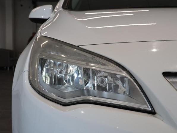 Opel Astra J с пробегом 2011 года, цена 660 000 рублей, 158073 км, универсал, Автокод Объявления