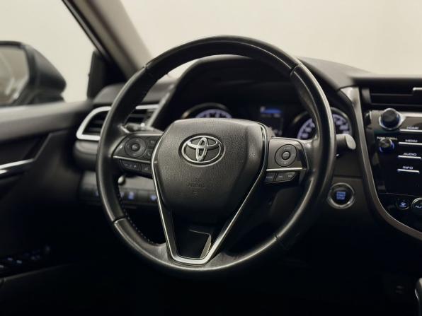 Toyota Camry VIII (XV70) с пробегом 2019 года, цена 2 355 000 рублей, 159940 км, седан, Автокод Объявления