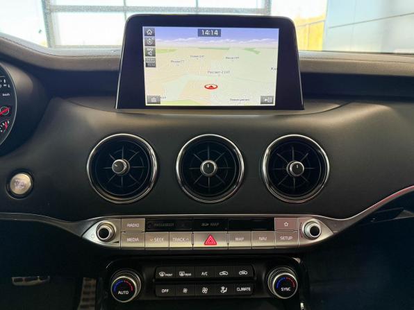 Kia Stinger I с пробегом 2019 года, цена 2 337 000 рублей, 131918 км, лифтбек, Автокод Объявления