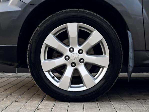 Mitsubishi Outlander II Рестайлинг с пробегом 2012 года, цена 1 375 000 рублей, 160586 км, внедорожник, Автокод Объявления