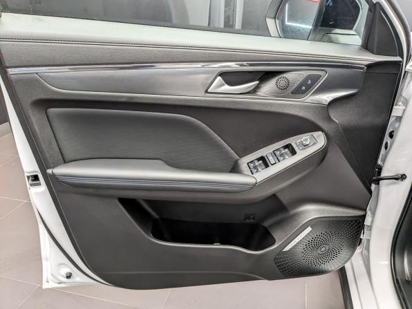 Haval Jolion I Рестайлинг с пробегом 2024 года, цена 2 050 000 рублей, 21162 км, внедорожник, Автокод Объявления