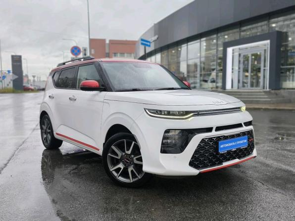 Kia Soul III с пробегом 2022 года, цена 2 450 000 рублей, 55129 км, хэтчбек, Автокод Объявления
