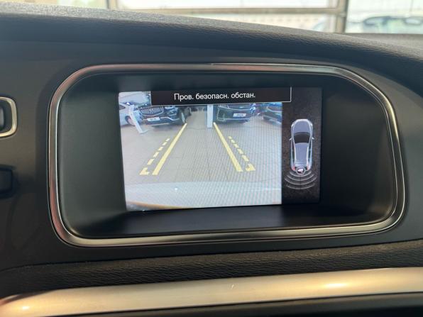 Volvo V40 Cross Country I с пробегом 2014 года, цена 1 610 000 рублей, 117110 км, хэтчбек, Автокод Объявления