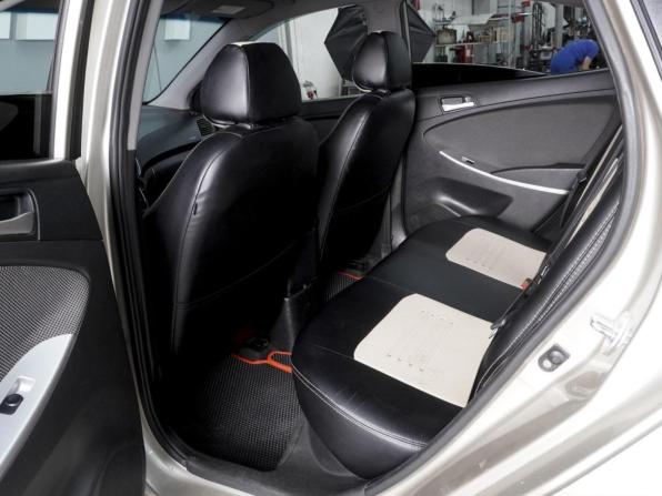 Hyundai Solaris I с пробегом 2011 года, цена 970 000 рублей, 155553 км, седан, Автокод Объявления