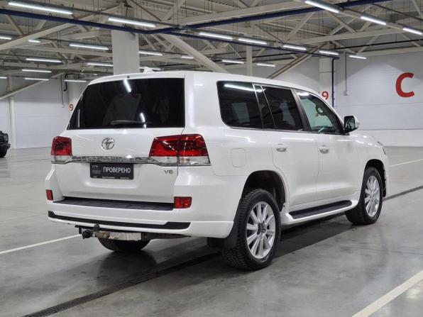 Toyota Land Cruiser 200 Series Рестайлинг 2 с пробегом 2018 года, цена 6 200 000 рублей, 190020 км, внедорожник, Автокод Объявления