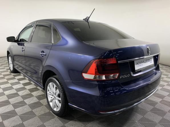 Volkswagen Polo V Рестайлинг с пробегом 2017 года, цена 1 063 000 рублей, 150000 км, седан, Автокод Объявления