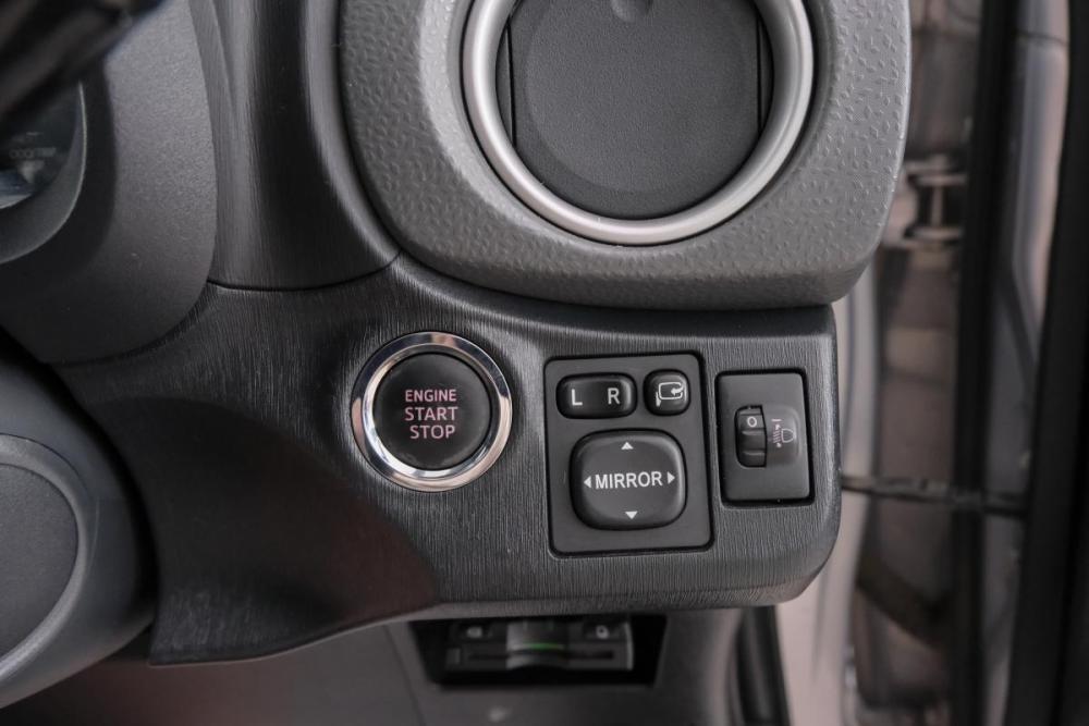 Toyota Vitz III (XP130) Красноярск  - изображение 16