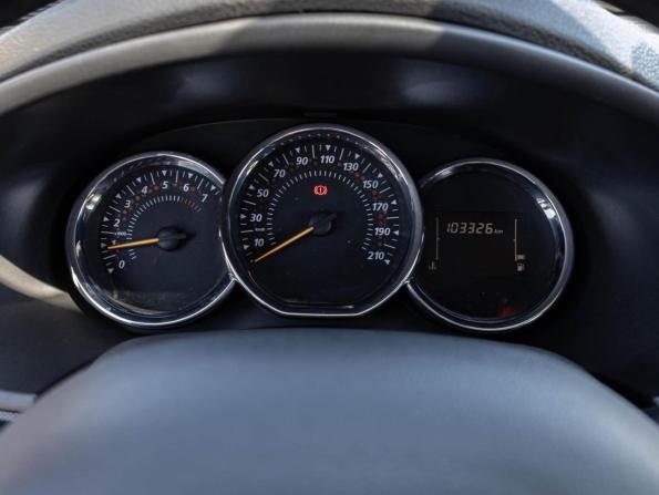 Renault Sandero II Рестайлинг с пробегом 2021 года, цена 1 019 000 рублей, 103326 км, хэтчбек, Автокод Объявления