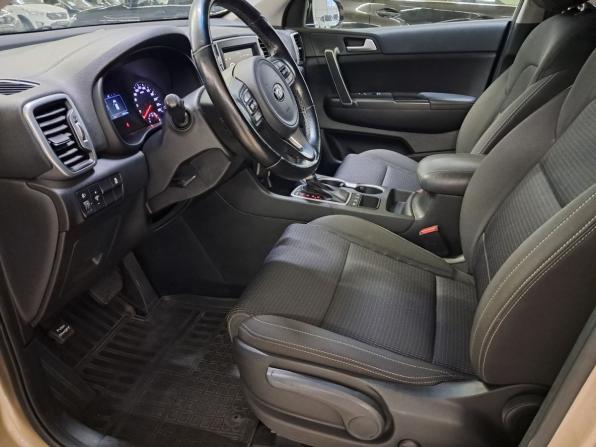 Kia Sportage IV с пробегом 2018 года, цена 1 940 000 рублей, 98809 км, внедорожник, Автокод Объявления
