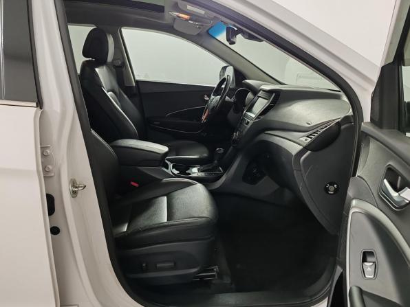 Hyundai Santa Fe III Рестайлинг с пробегом 2018 года, цена 2 569 000 рублей, 120211 км, внедорожник, Автокод Объявления