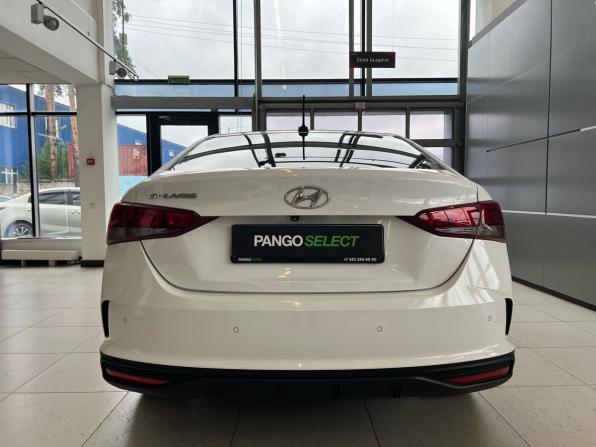 Hyundai Solaris II Рестайлинг с пробегом 2021 года, цена 1 579 000 рублей, 85549 км, седан, Автокод Объявления
