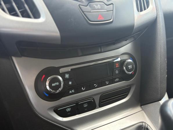 Ford Focus III с пробегом 2012 года, цена 619 000 рублей, 248582 км, седан, Автокод Объявления