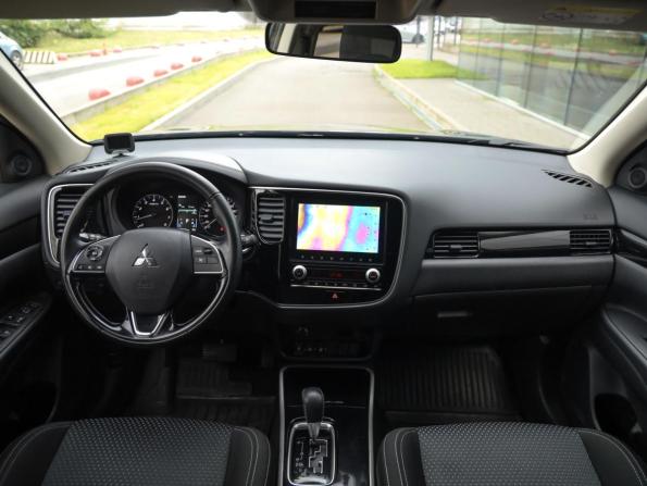 Mitsubishi Outlander III Рестайлинг 3 с пробегом 2021 года, цена 2 589 000 рублей, 79000 км, внедорожник, Автокод Объявления