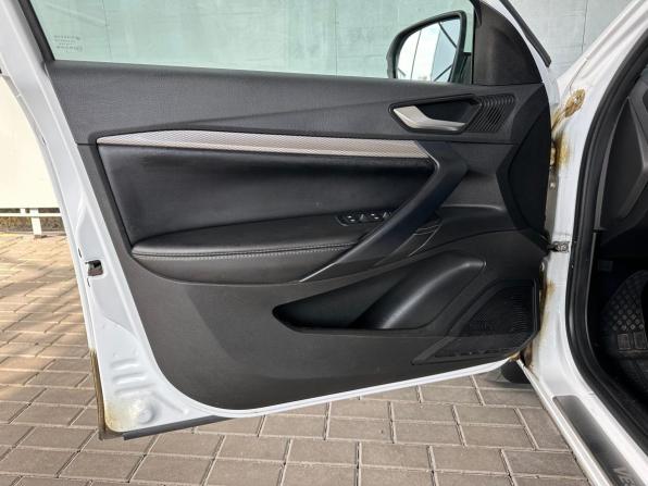 Lada (ВАЗ) Vesta I Рестайлинг (NG) с пробегом 2023 года, цена 1 200 000 рублей, 57979 км, седан, Автокод Объявления