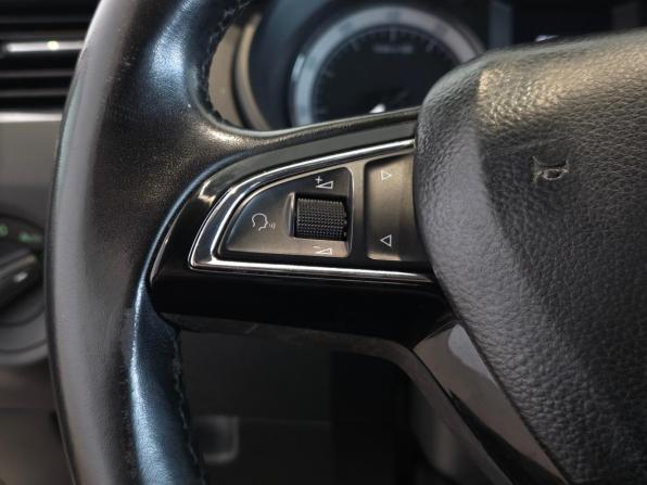Skoda Octavia III (A7) Рестайлинг с пробегом 2017 года, цена 1 550 000 рублей, 183713 км, лифтбек, Автокод Объявления