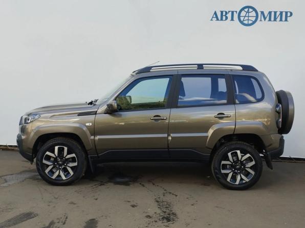Lada (ВАЗ) Niva Travel I Рестайлинг с пробегом 2026 года, цена 1 689 000 рублей, 332 км, внедорожник, Автокод Объявления