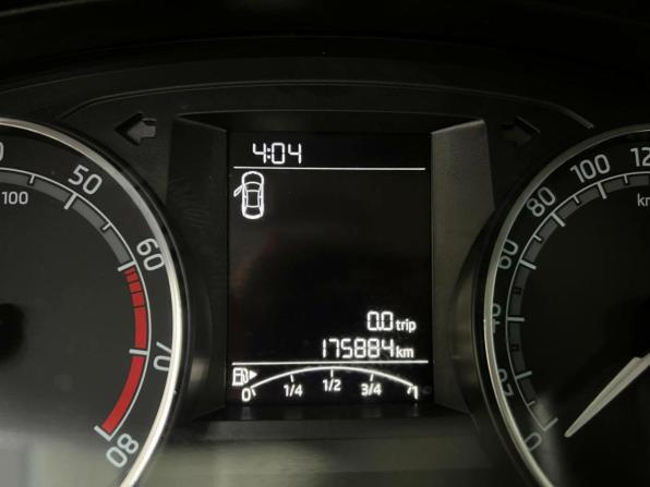 Skoda Rapid I Рестайлинг с пробегом 2019 года, цена 1 069 100 рублей, 170571 км, лифтбек, Автокод Объявления