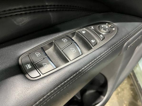 Infiniti JX с пробегом 2013 года, цена 1 250 000 рублей, 250722 км, внедорожник, Автокод Объявления