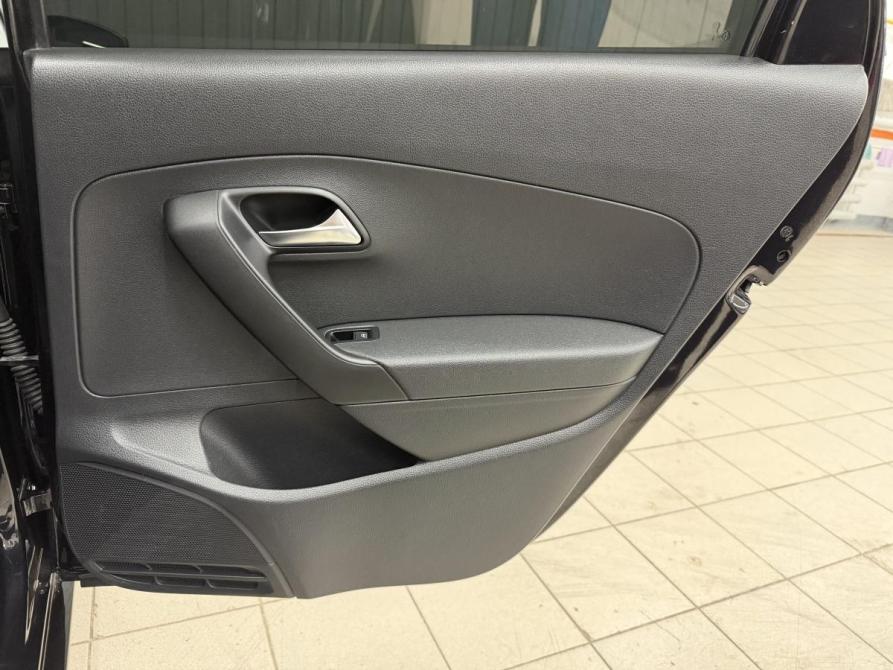 Volkswagen Polo V Рестайлинг Магнитогорск  - изображение 16