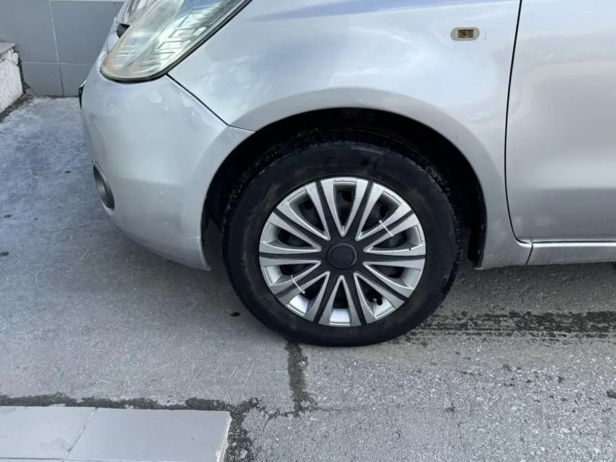 Nissan Note I Новосибирск  - изображение 9