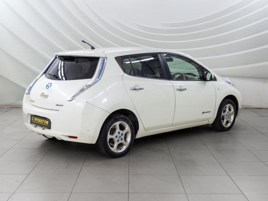 Nissan Leaf I (ZE0/AZE0) Волгоград  - изображение 7