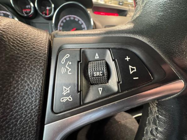 Opel Meriva B с пробегом 2012 года, цена 655 000 рублей, 98000 км, компактвэн, Автокод Объявления