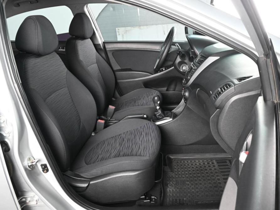 Hyundai Solaris I Рестайлинг Ростов-на-Дону  - изображение 8