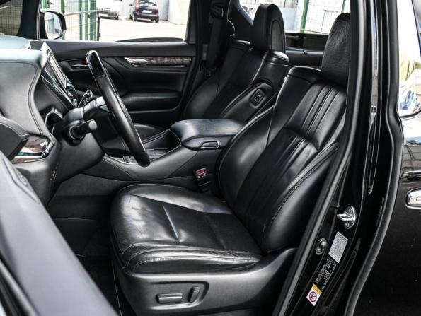 Toyota Alphard III Рестайлинг с пробегом 2019 года, цена 4 349 000 рублей, 147147 км, минивэн, Автокод Объявления