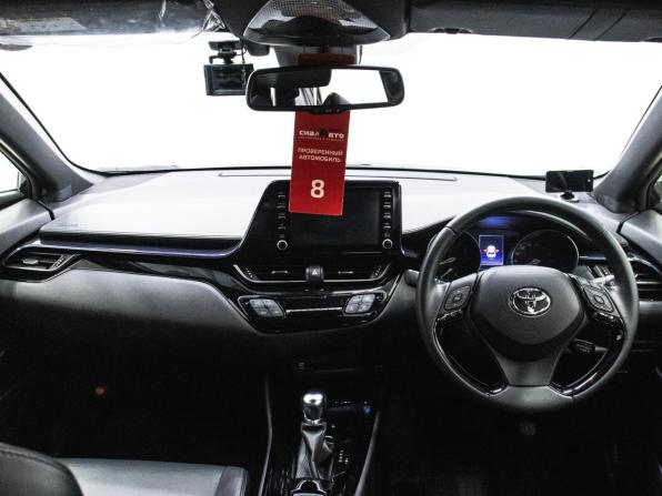 Toyota C-HR I Рестайлинг с пробегом 2021 года, цена 2 250 000 рублей, 43241 км, внедорожник, Автокод Объявления