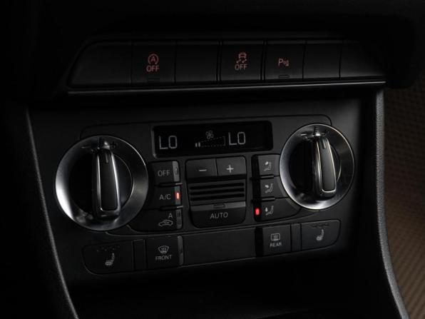 Audi Q3 I (8U) с пробегом 2013 года, цена 1 819 000 рублей, 122021 км, внедорожник, Автокод Объявления