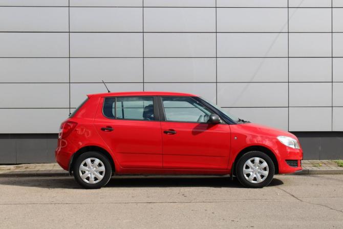 Skoda Fabia II Рестайлинг с пробегом 2013 года, цена 575 000 рублей, 93327 км, хэтчбек, Автокод Объявления