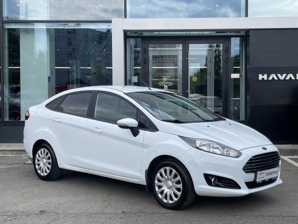 Ford Fiesta Mk6 Рестайлинг с пробегом 2015 года, цена 799 000 рублей, 131194 км, седан, Автокод Объявления