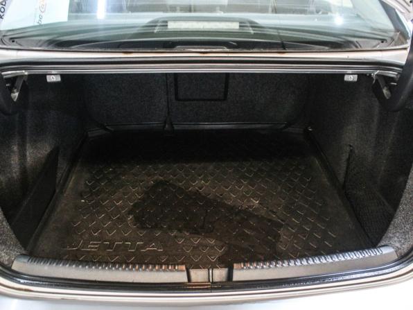 Volkswagen Jetta VI с пробегом 2013 года, цена 1 040 000 рублей, 118036 км, седан, Автокод Объявления