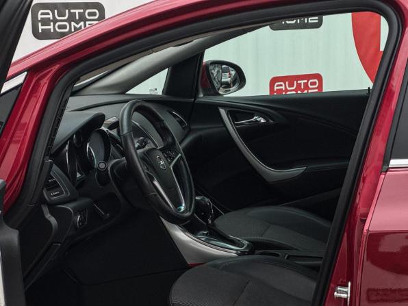 Opel Astra J с пробегом 2011 года, цена 729 990 рублей, 192147 км, хэтчбек, Автокод Объявления
