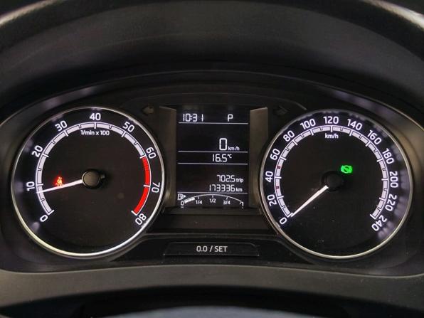 Skoda Rapid I Рестайлинг с пробегом 2017 года, цена 1 259 000 рублей, 173335 км, лифтбек, Автокод Объявления