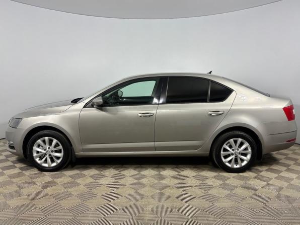 Skoda Octavia III (A7) Рестайлинг с пробегом 2017 года, цена 1 475 000 рублей, 142307 км, лифтбек, Автокод Объявления