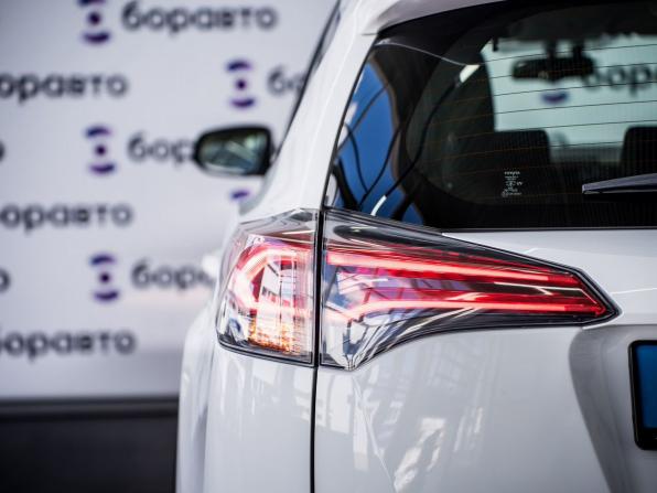 Toyota RAV4 IV (XA40) Рестайлинг с пробегом 2016 года, цена 2 235 000 рублей, 126670 км, внедорожник, Автокод Объявления