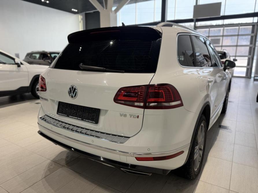Volkswagen Touareg II Рестайлинг Томск  - изображение 7