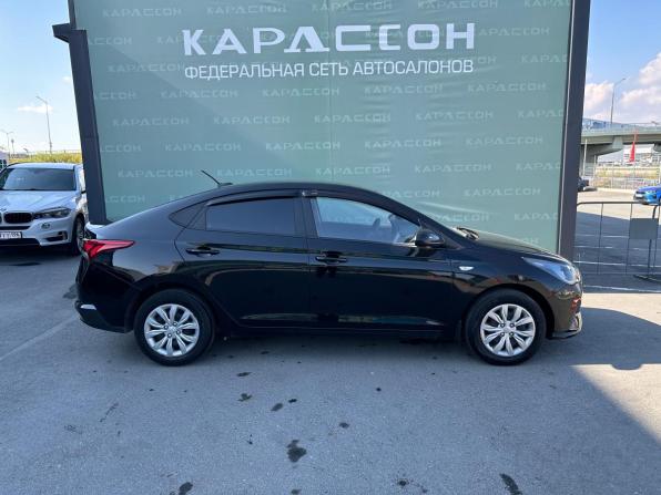Hyundai Solaris II Рестайлинг с пробегом 2021 года, цена 1 050 000 рублей, 92039 км, седан, Автокод Объявления