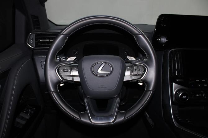 Lexus LX IV с пробегом 2024 года, цена 19 000 000 рублей, 14233 км, внедорожник, Автокод Объявления