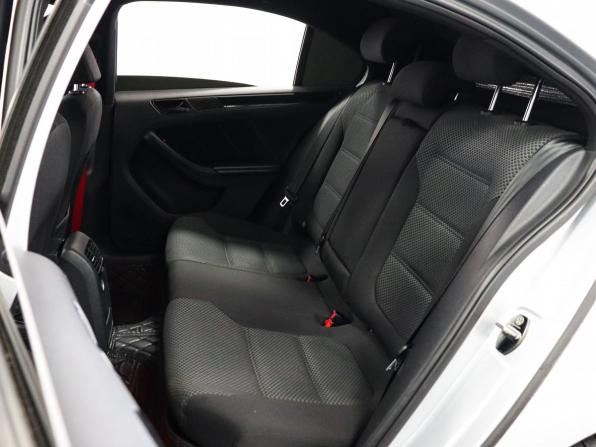 Volkswagen Jetta VI Рестайлинг с пробегом 2016 года, цена 1 459 000 рублей, 222622 км, седан, Автокод Объявления