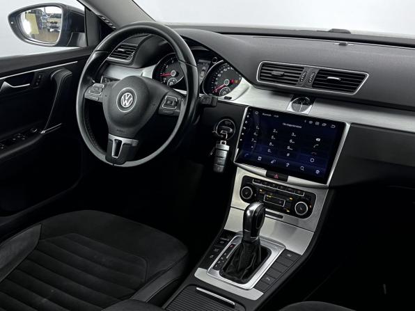 Volkswagen Passat B7 с пробегом 2011 года, цена 1 045 000 рублей, 239005 км, седан, Автокод Объявления