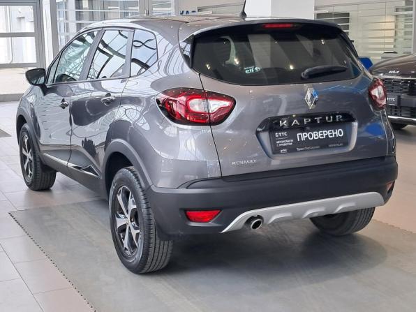 Renault Kaptur I с пробегом 2018 года, цена 1 545 000 рублей, 69988 км, внедорожник, Автокод Объявления