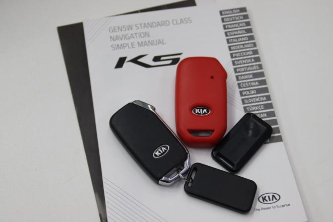 Kia K5 III с пробегом 2021 года, цена 2 395 950 рублей, 111466 км, седан, Автокод Объявления